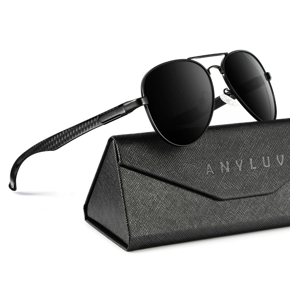 Aviator Video Game vs. Crash Gambling: What’s the Difference?